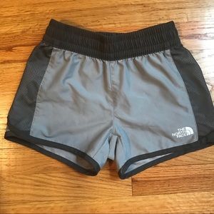 The North Face Girls shorts